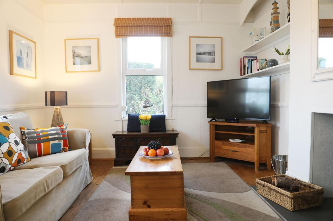 Tamarisk, Port Isaac Bay Holidays Екстериор снимка